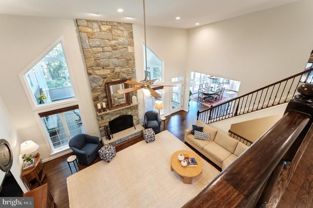 Vienna, Virginia, 22182, United States, 5 Bedrooms Bedrooms, ,6 BathroomsBathrooms,Residential,For Sale,1943879