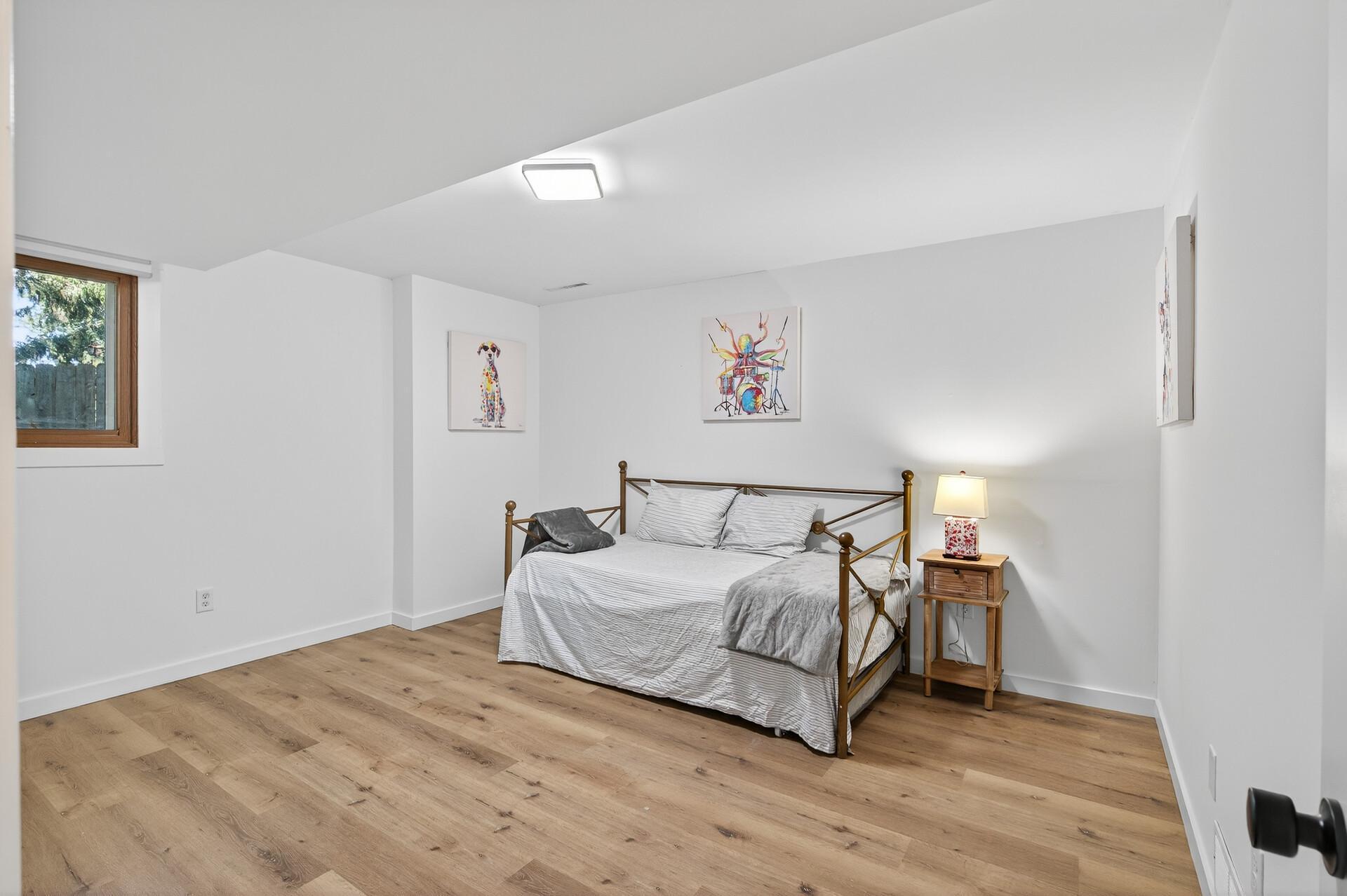 Plymouth, Minnesota, 55441, United States, 5 Bedrooms Bedrooms, ,2 BathroomsBathrooms,Residential,For Sale,1989260