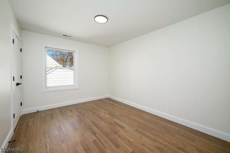 Clifton City, New Jersey, 07014, United States, 5 Bedrooms Bedrooms, ,4 BathroomsBathrooms,Residential,For Sale,2000653