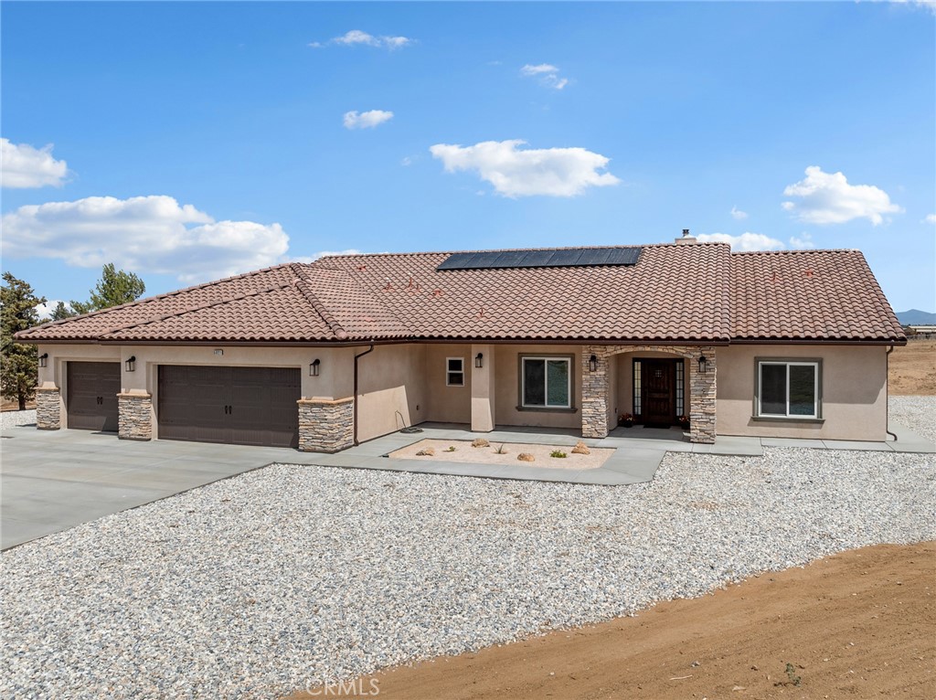 Phelan, California, 92371, United States, 3 Bedrooms Bedrooms, ,3 BathroomsBathrooms,Residential,For Sale,1927192
