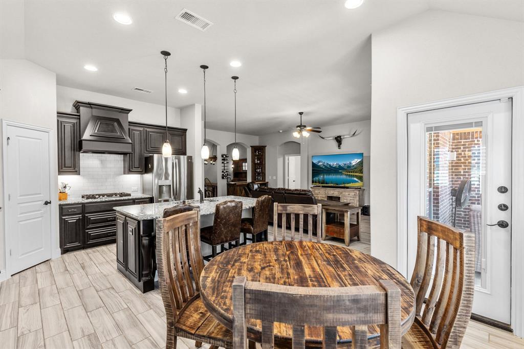 Wylie, Texas, 75098, United States, 4 Bedrooms Bedrooms, ,2 BathroomsBathrooms,Residential,For Sale,1961664