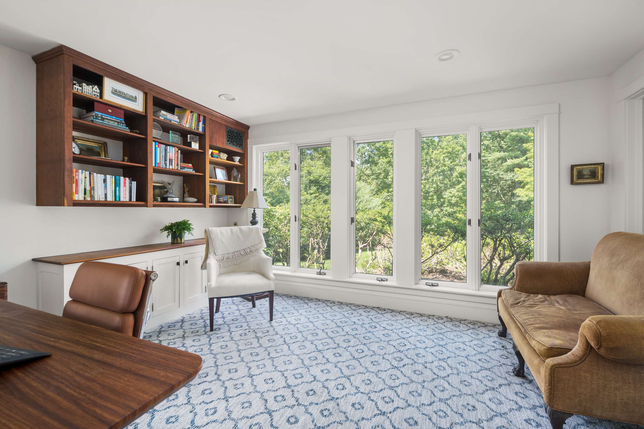  Elegant Shingled Maine Cottage with Modern Flair on 2.63 Acres in York - 物件實景