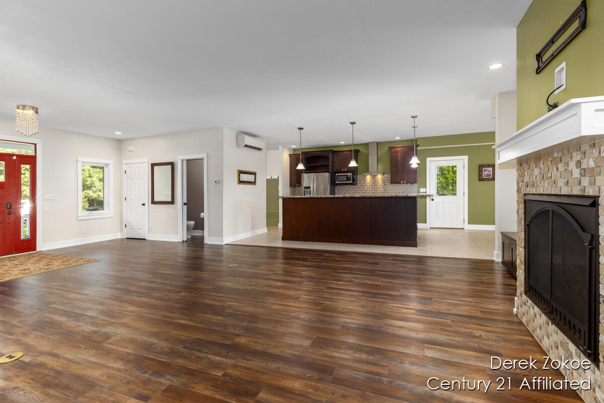 Wayland, Michigan, 49348, United States, 3 Bedrooms Bedrooms, ,5 BathroomsBathrooms,Residential,For Sale,1937480