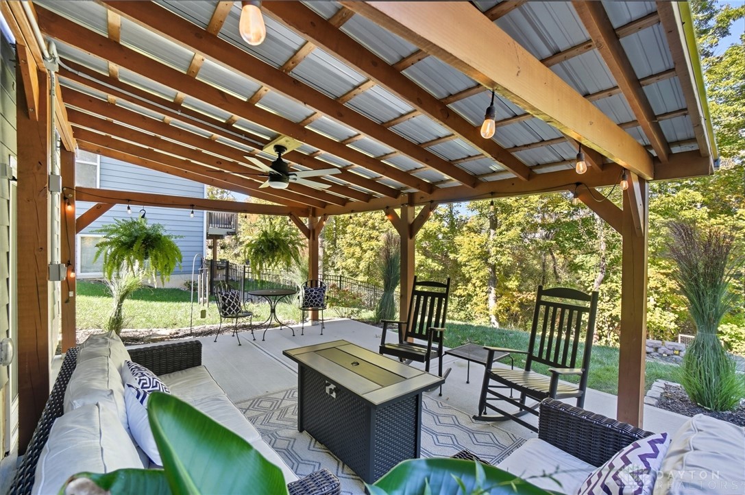 Cincinnati, Ohio, 45245, United States, 4 Bedrooms Bedrooms, ,4 BathroomsBathrooms,Residential,For Sale,1996154