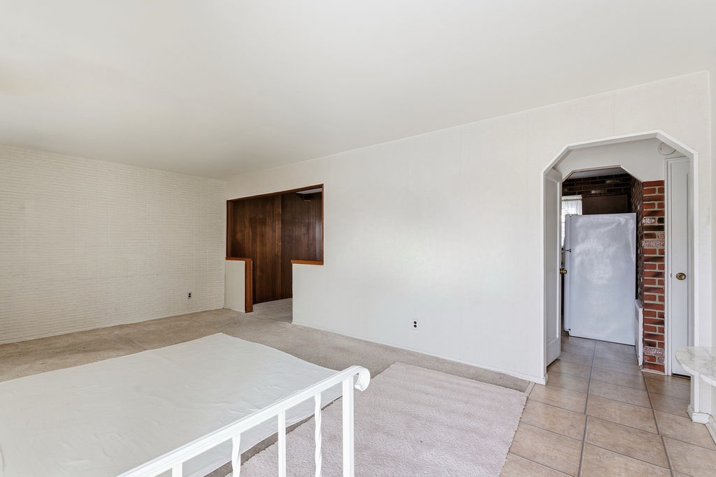 Howard Beach, New York, 11414, United States, 4 Bedrooms Bedrooms, ,1 BathroomBathrooms,Residential,For Sale,2005668