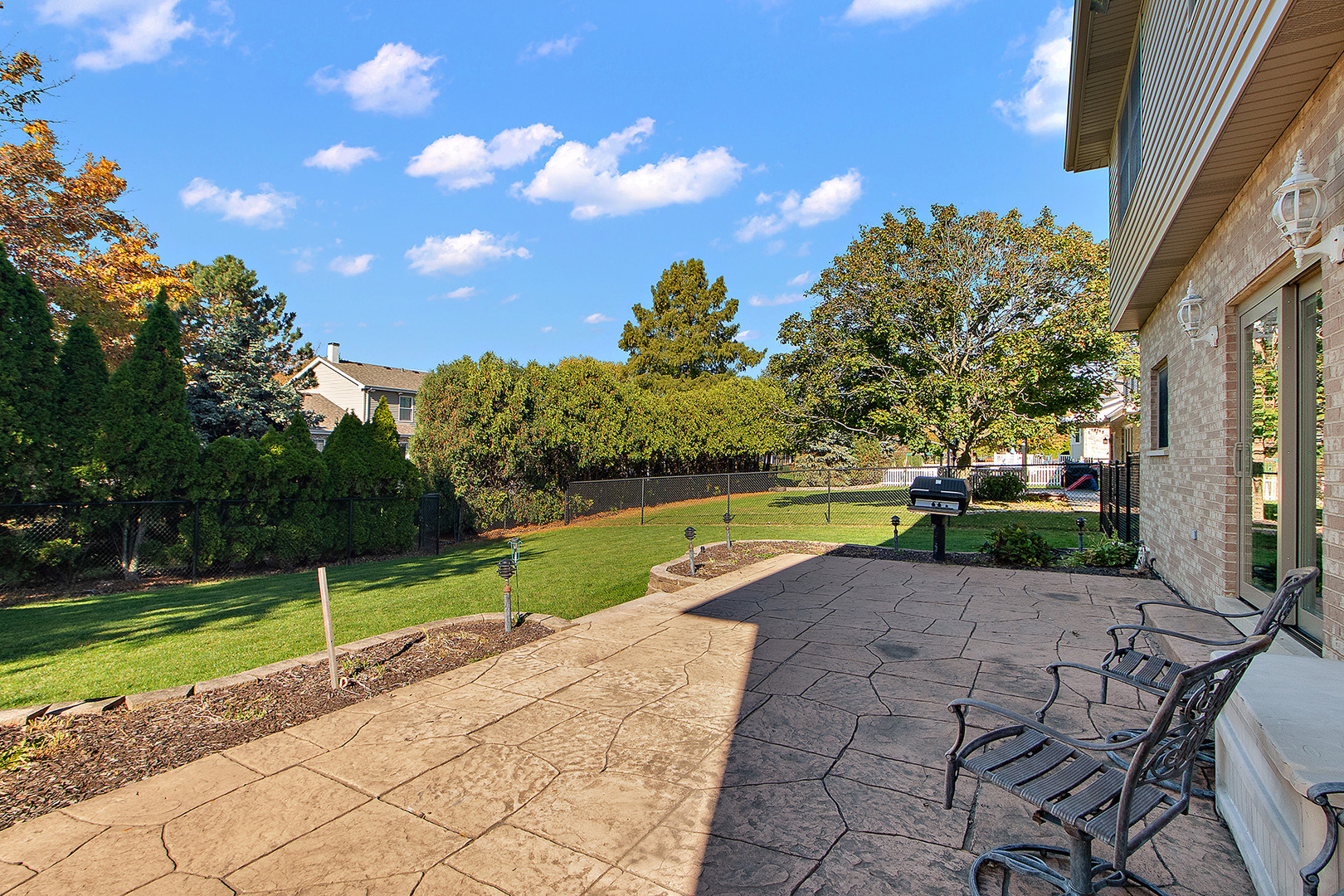 Orland Park, Illinois, 60467, United States, 4 Bedrooms Bedrooms, ,4 BathroomsBathrooms,Residential,For Sale,1984094