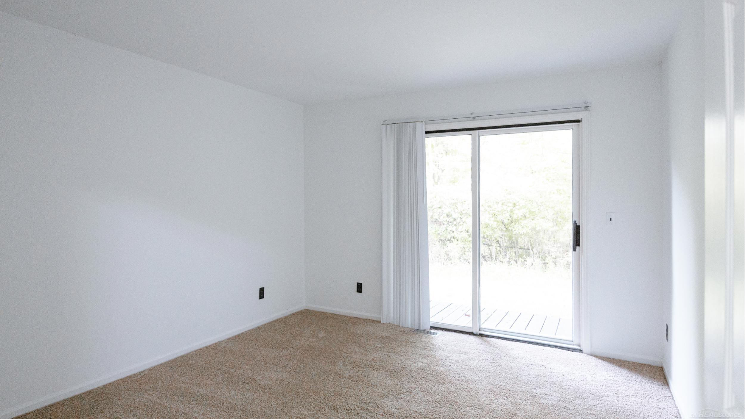 Columbus, Michigan, 48063, United States, 3 Bedrooms Bedrooms, ,3 BathroomsBathrooms,Residential,For Sale,1974296