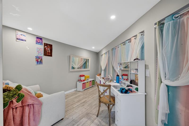 Oakland Park, Florida, 33334, United States, 3 Bedrooms Bedrooms, ,2 BathroomsBathrooms,Residential,For Sale,1986297