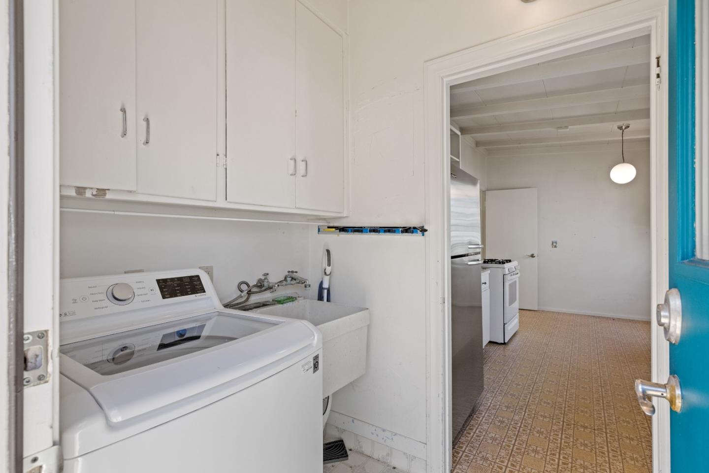 111 19th St, Pacific Grove, California, 93950, United States, 2 Bedrooms Bedrooms, ,1 BathroomBathrooms,Residential,For Sale,111 19th St,1664054