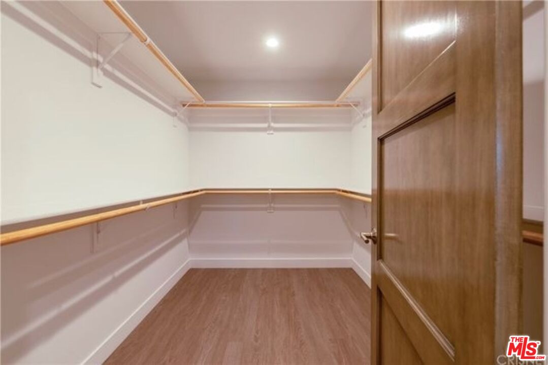 Malibu, California, 90265, United States, 3 Bedrooms Bedrooms, ,2 BathroomsBathrooms,Residential,For Sale,1991505