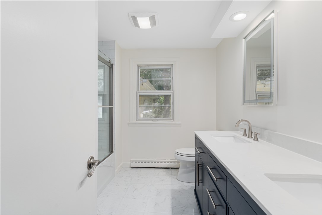 Warwick, Rhode Island, 02886, United States, 4 Bedrooms Bedrooms, ,2 BathroomsBathrooms,Residential,For Sale,1918180
