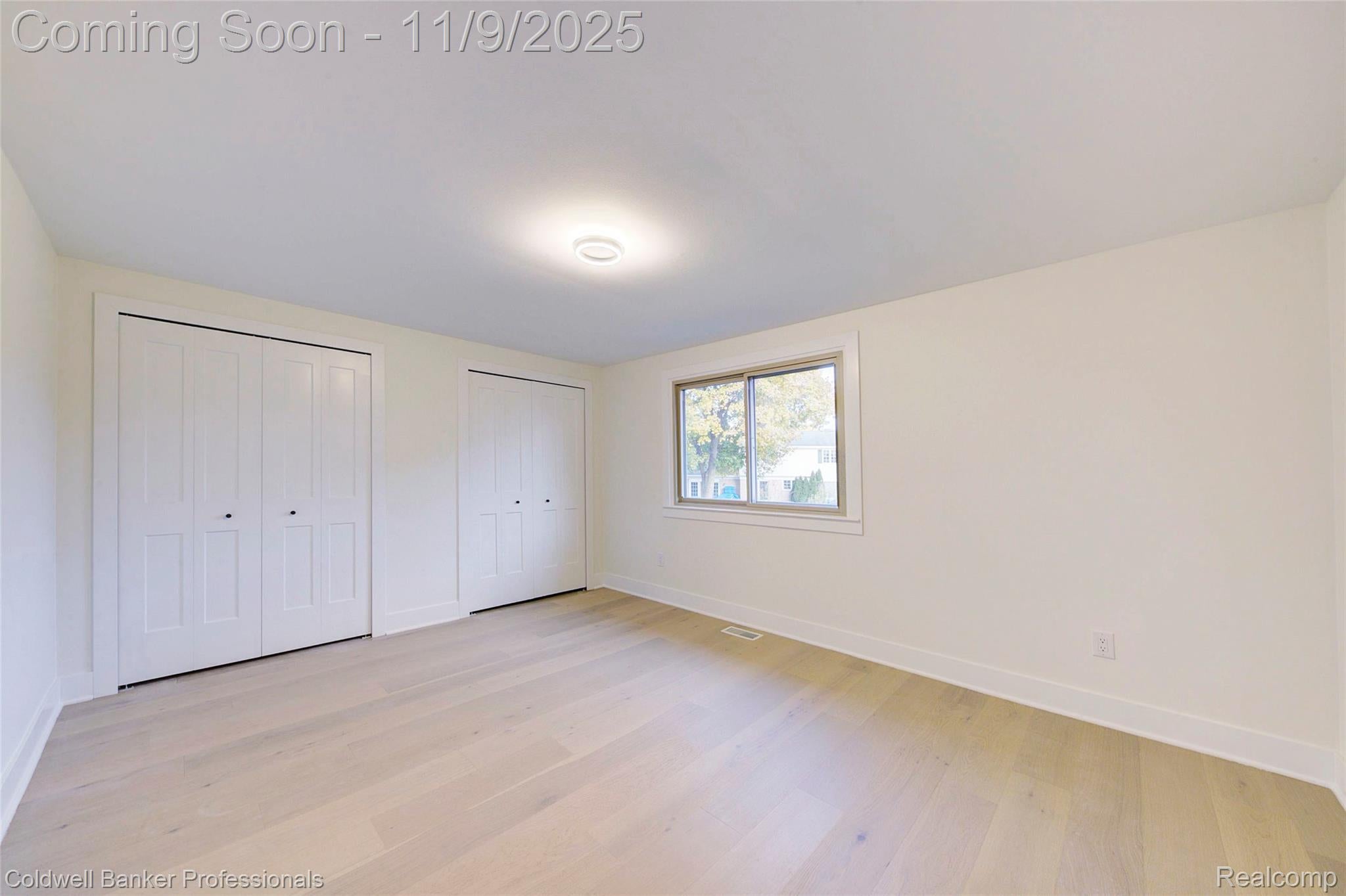 Troy, Michigan, 48085, United States, 4 Bedrooms Bedrooms, ,2 BathroomsBathrooms,Residential,For Sale,1989080