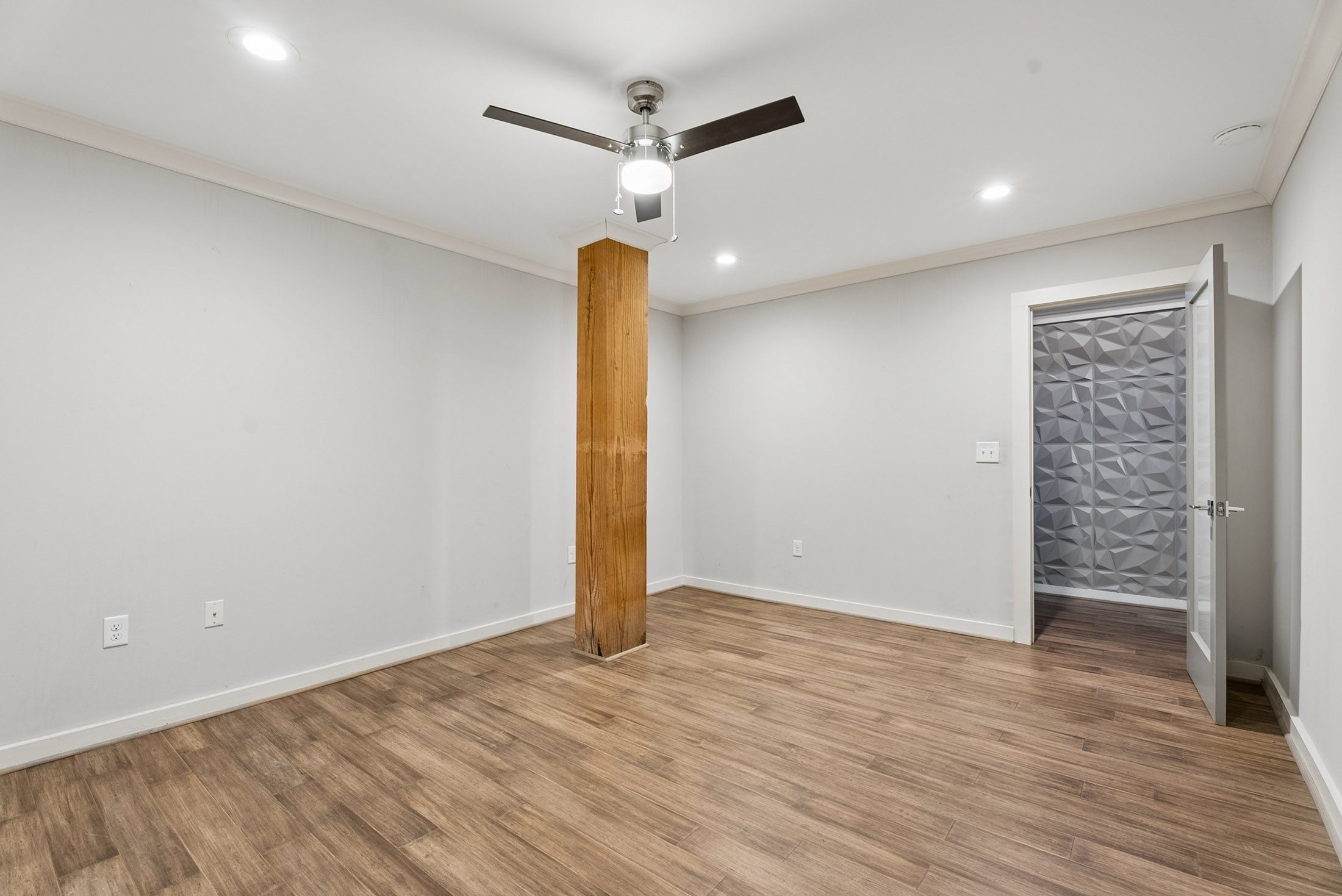  Rare One Bedroom with Loft in Historic Stacks - 物件實景