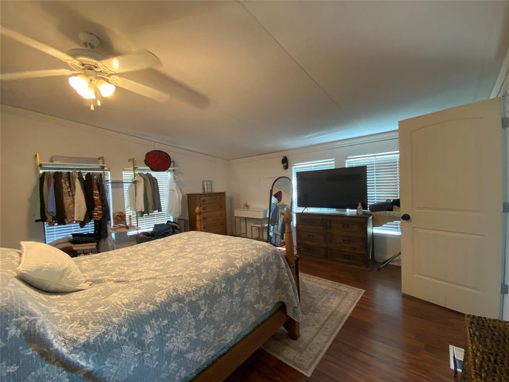 Royse City, Texas, 75189, United States, 4 Bedrooms Bedrooms, ,2 BathroomsBathrooms,Residential,For Sale,1981516