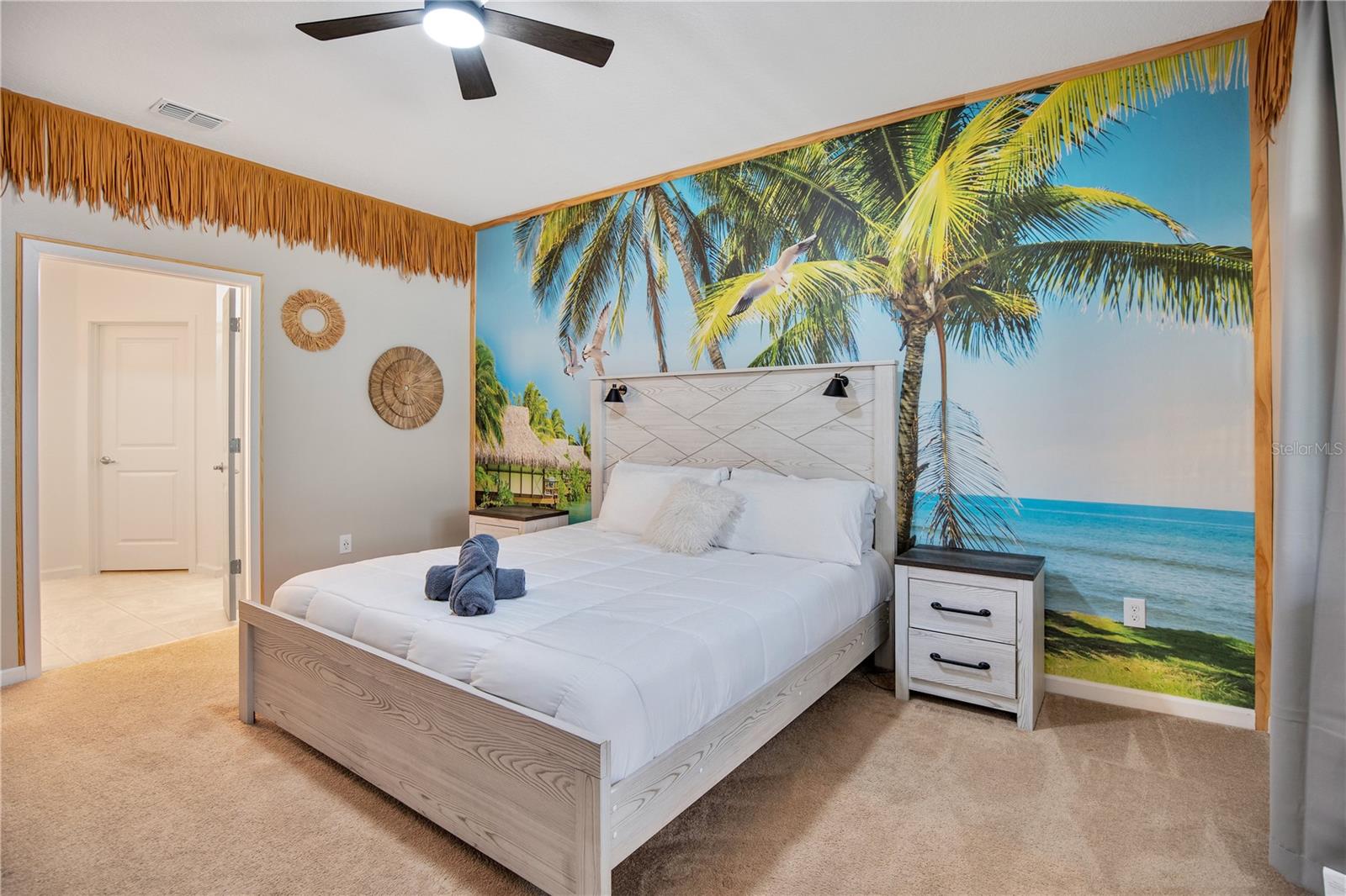 KISSIMMEE, Florida, 34746, United States, 15 Bedrooms Bedrooms, ,16 BathroomsBathrooms,Residential,For Sale,1977749