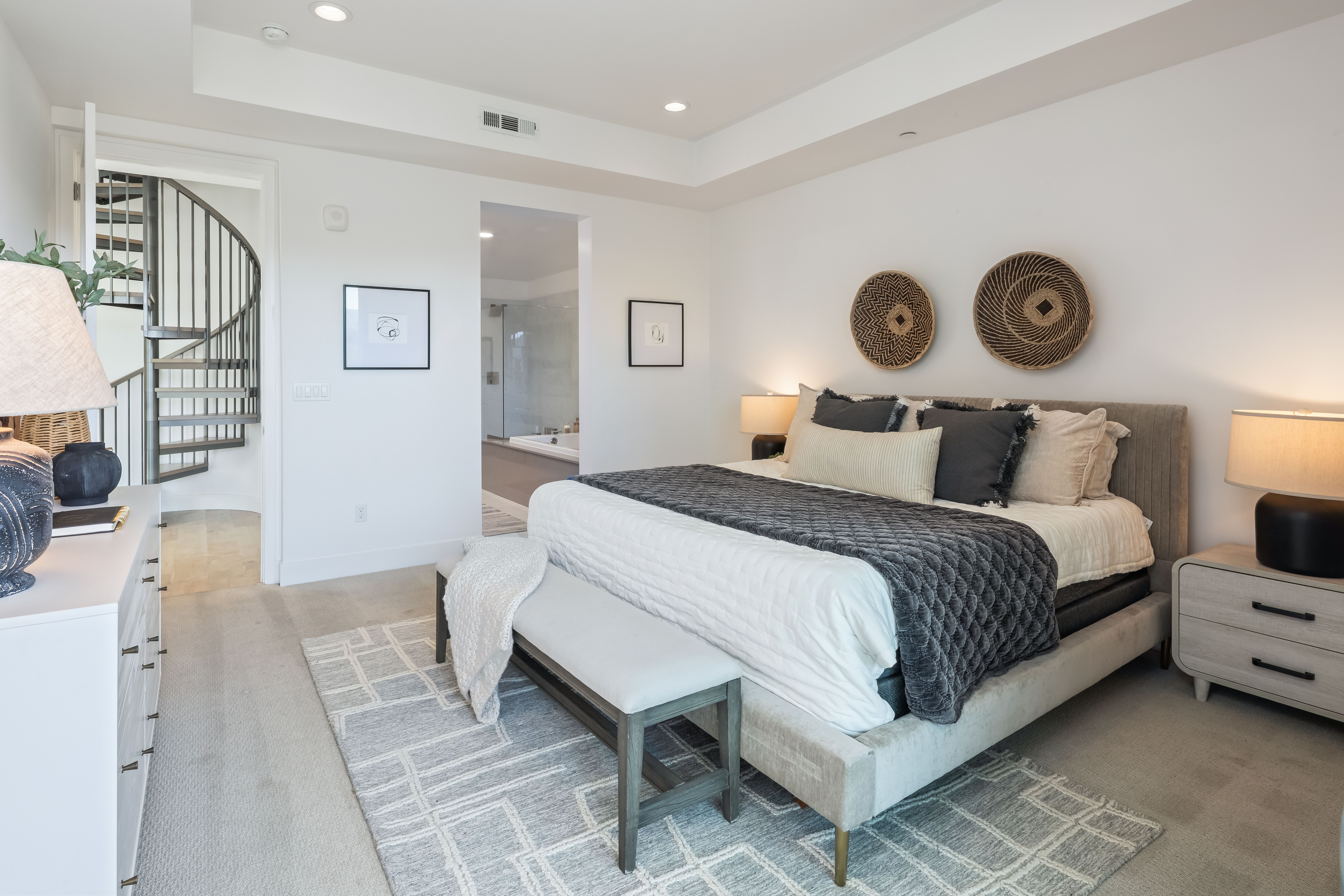  Penthouse Living Above Walnut Creek - 物件實景