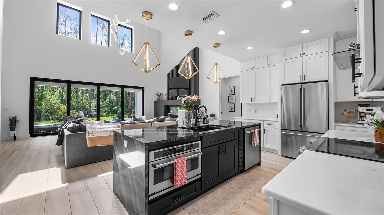 CLERMONT, Florida, 34711, United States, 5 Bedrooms Bedrooms, ,5 BathroomsBathrooms,Residential,For Sale,1794342