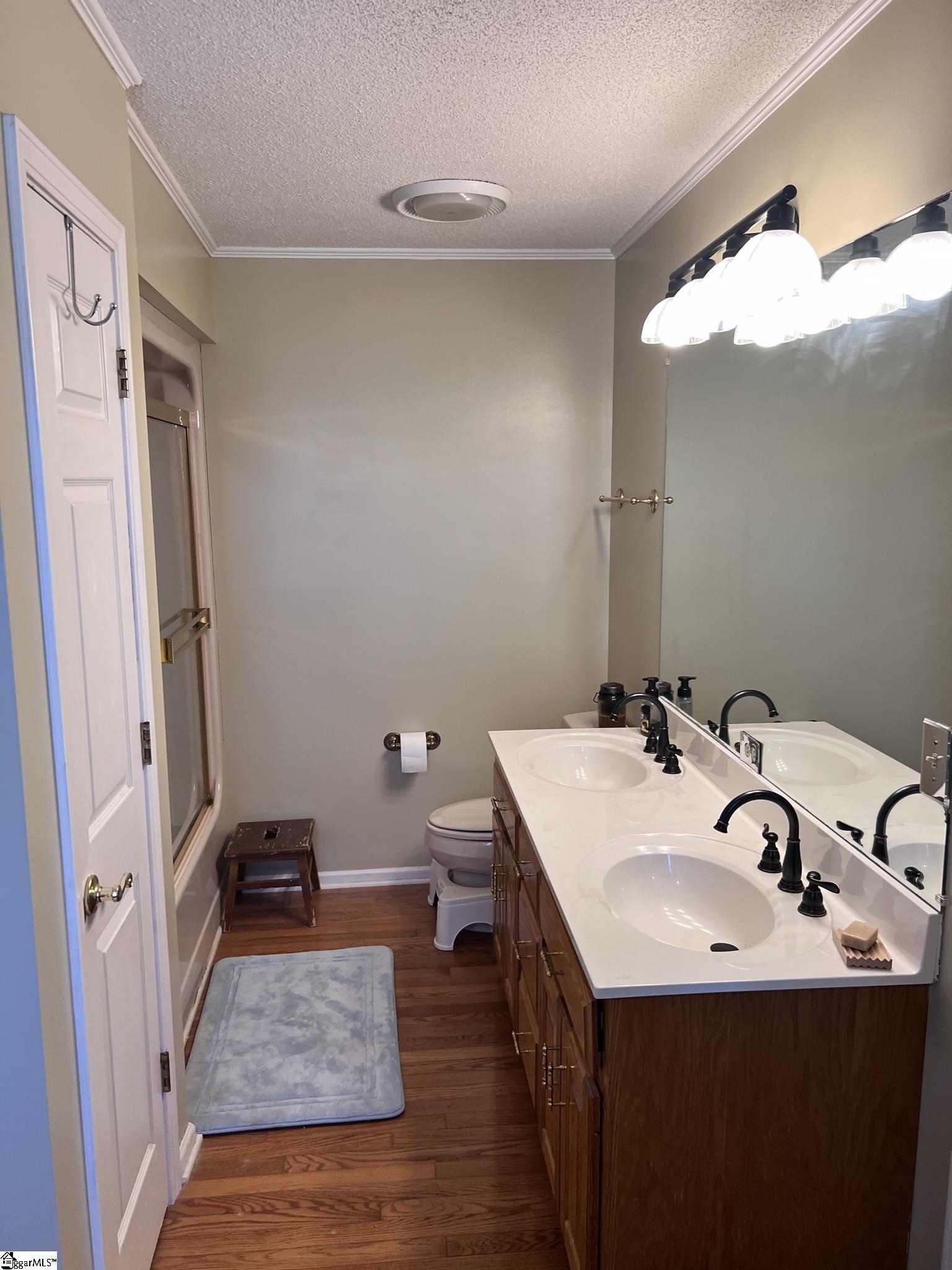 Pickens, South Carolina, 29671, United States, 4 Bedrooms Bedrooms, ,4 BathroomsBathrooms,Residential,For Sale,1975286