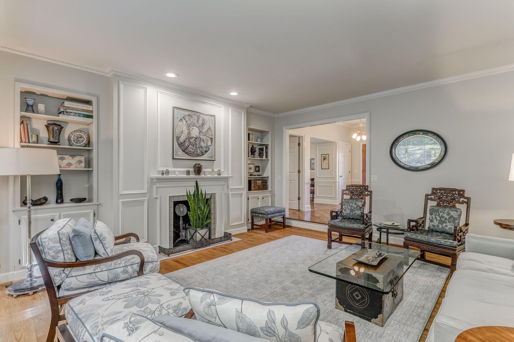 Dalton, Georgia, 30720, United States, 4 Bedrooms Bedrooms, ,4 BathroomsBathrooms,Residential,For Sale,1998245