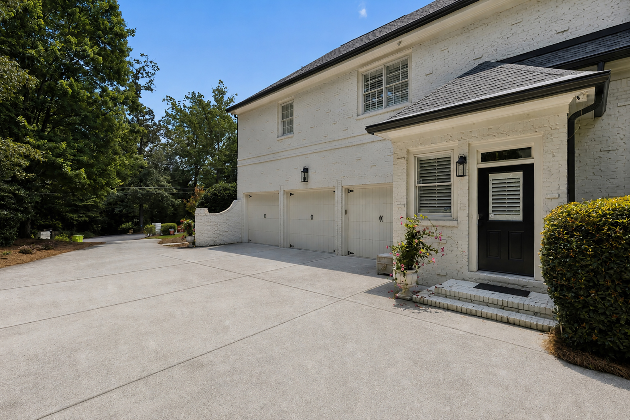  Private, Thoughtfully Renovated Sandy Springs Estate - 物件實景