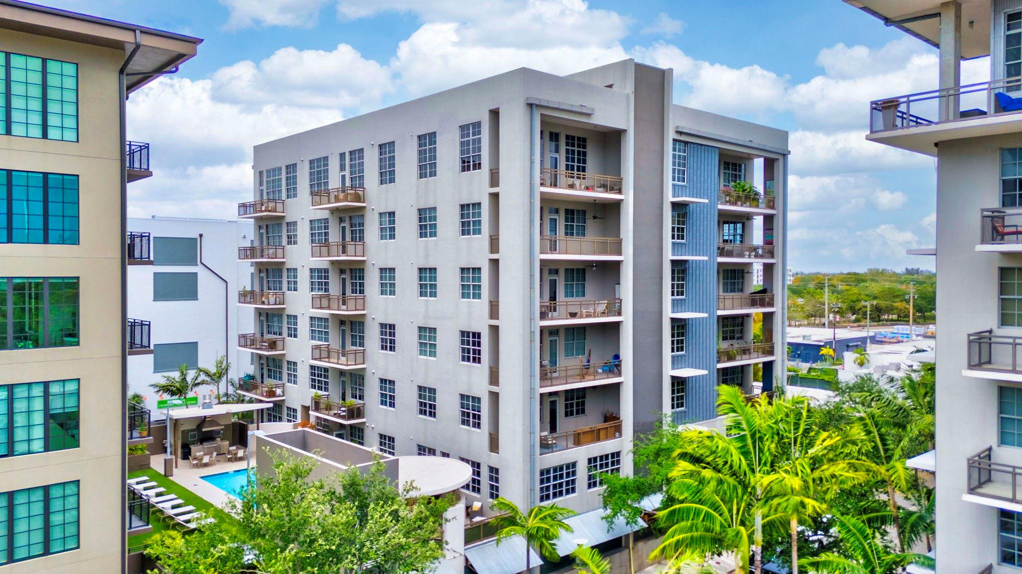 Fort Lauderdale, Florida, 33301, United States, 2 Bedrooms Bedrooms, ,2 BathroomsBathrooms,Residential,For Sale,1977378