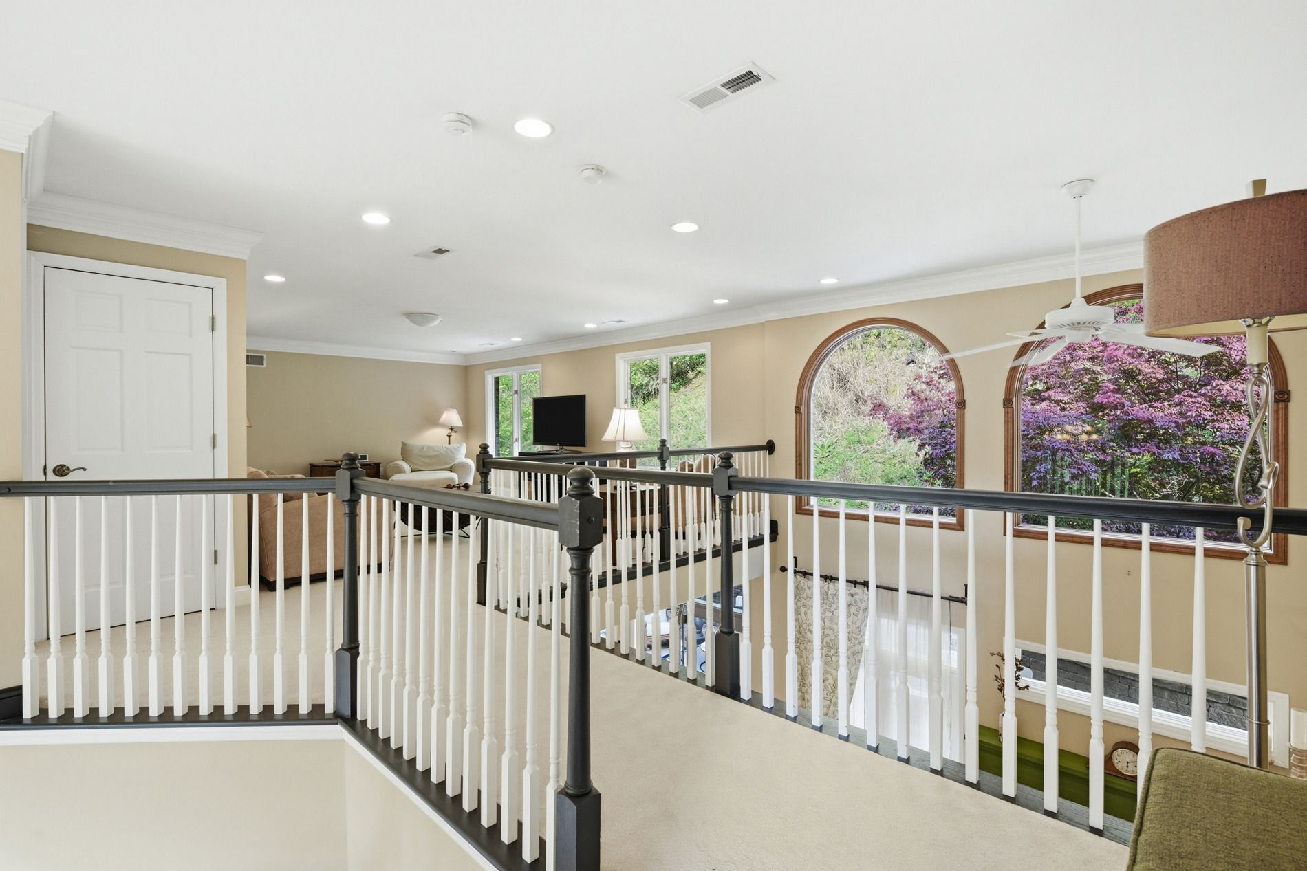  1560 Barrington Drive - 物件實景