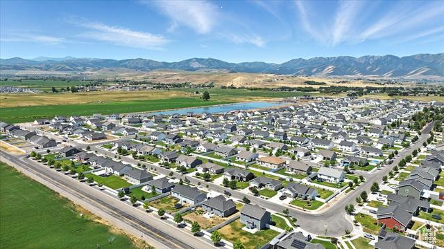 Hyrum, Utah, 84319, United States, 5 Bedrooms Bedrooms, ,3 BathroomsBathrooms,Residential,For Sale,1975409