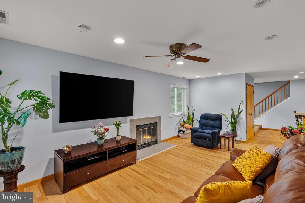 Plainsboro, New Jersey, 08536, United States, 3 Bedrooms Bedrooms, ,3 BathroomsBathrooms,Residential,For Sale,1975550