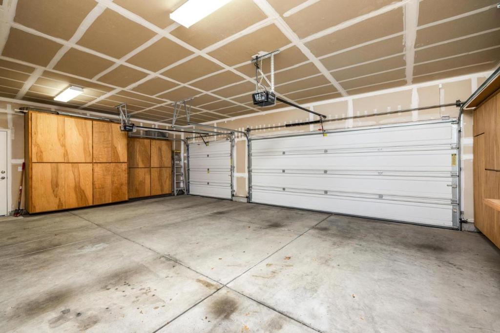 Oakdale, California, 95361, United States, 4 Bedrooms Bedrooms, ,2 BathroomsBathrooms,Residential,For Sale,1981612