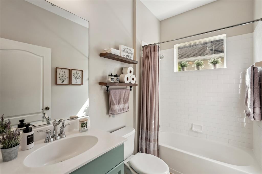 Bradenton, Florida, 34211, United States, 3 Bedrooms Bedrooms, ,2 BathroomsBathrooms,Residential,For Sale,1768444