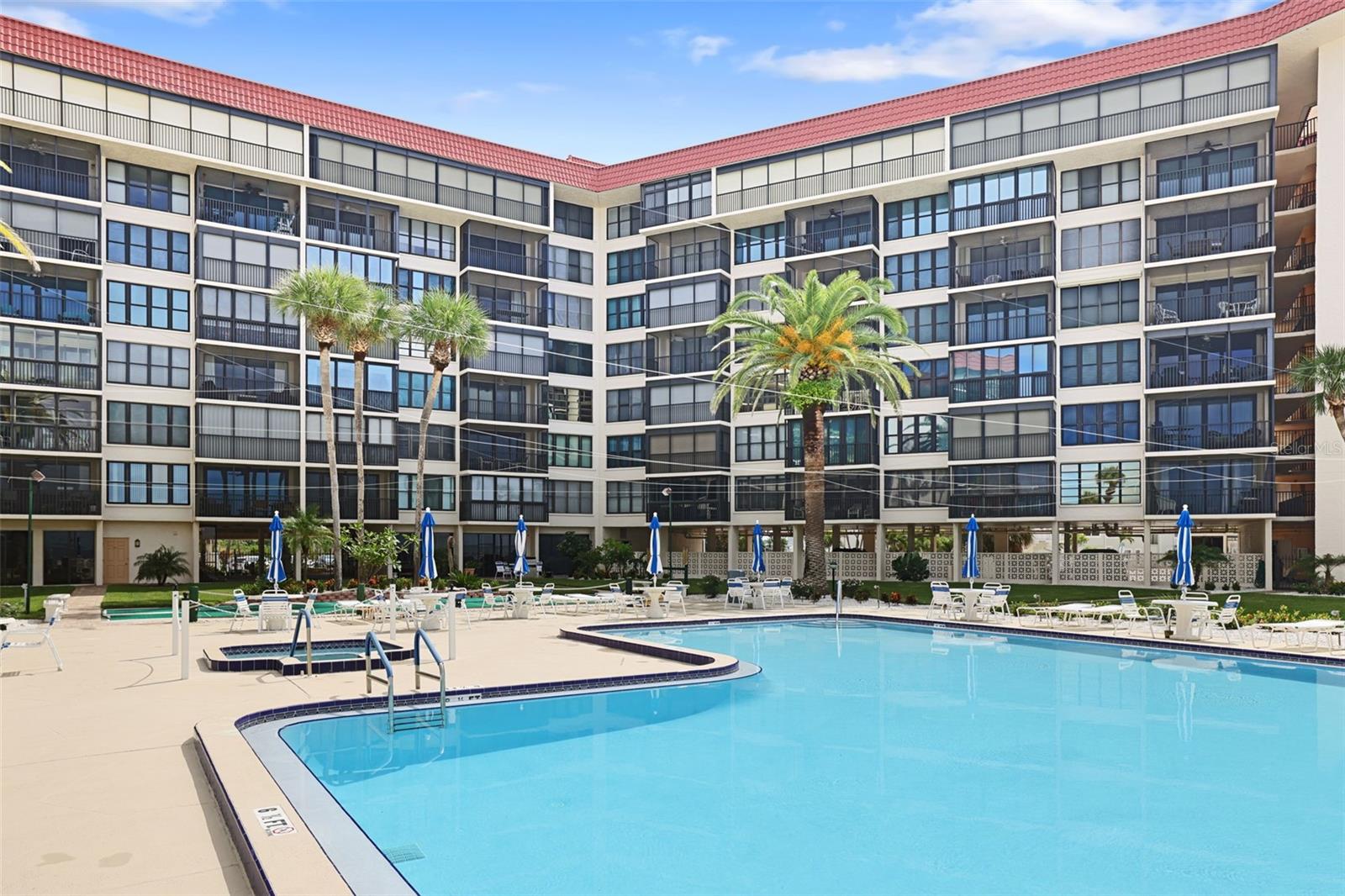 Redington Shores, Florida, 33708, United States, 2 Bedrooms Bedrooms, ,2 BathroomsBathrooms,Residential,For Sale,1979390