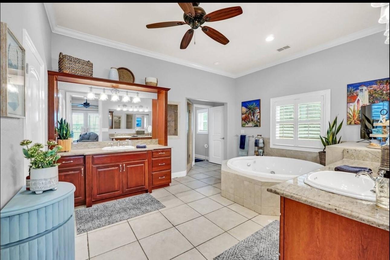 514 HILLSIDE DRIVE, AUBURNDALE, Florida, 33823, United States, 5 Bedrooms Bedrooms, ,5 BathroomsBathrooms,Residential,For Sale,514 HILLSIDE DRIVE,1426912