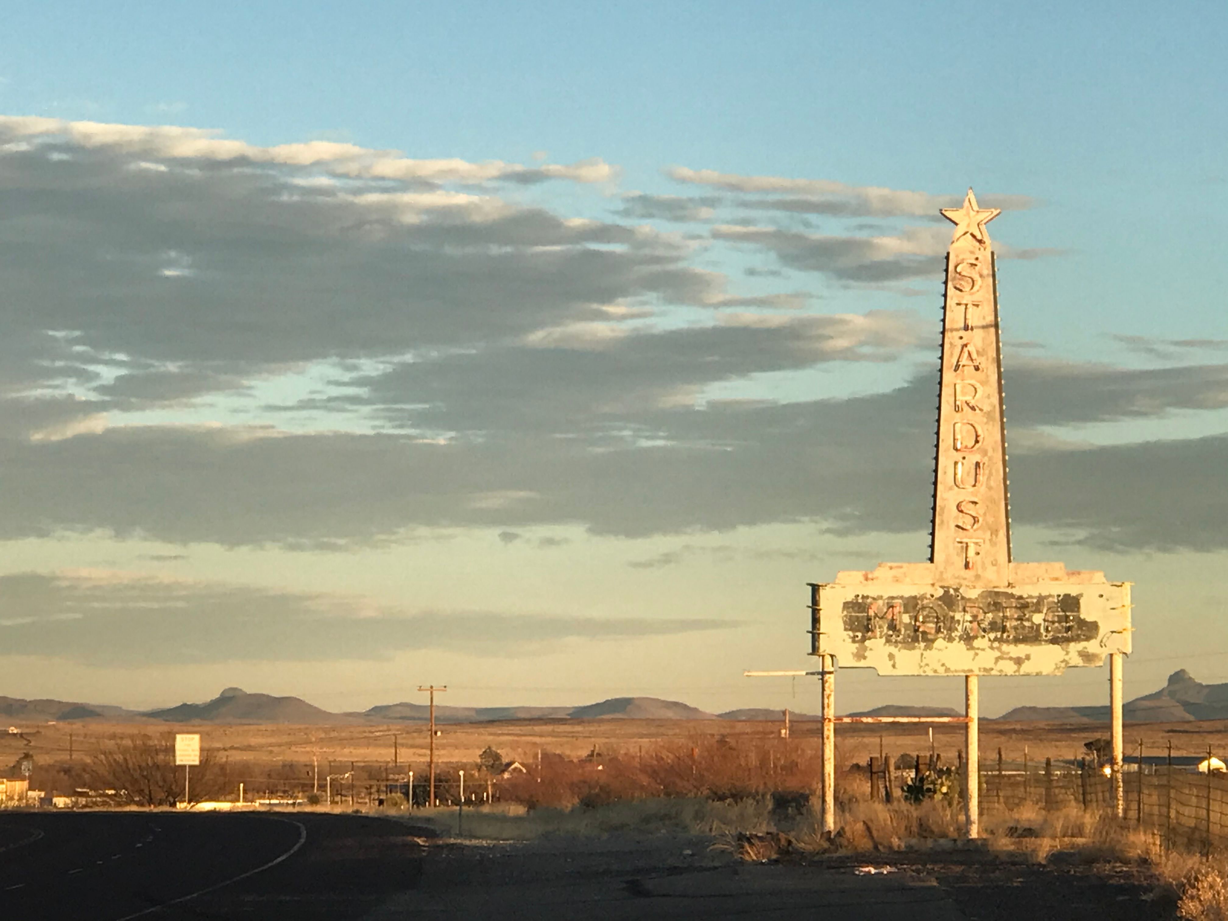  18311 Hwy 90, Marfa, TX 79843 - 物件實景