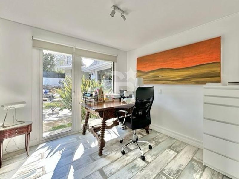 Lo Barnechea, Chile, 5 Bedrooms Bedrooms, ,6 BathroomsBathrooms,Residential,For Sale,2001003