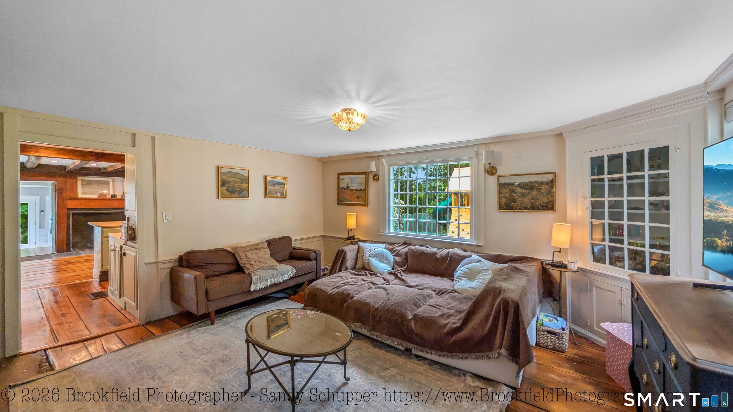 Southbury, Connecticut, 06488, United States, 3 Bedrooms Bedrooms, ,3 BathroomsBathrooms,Residential,For Sale,2048179