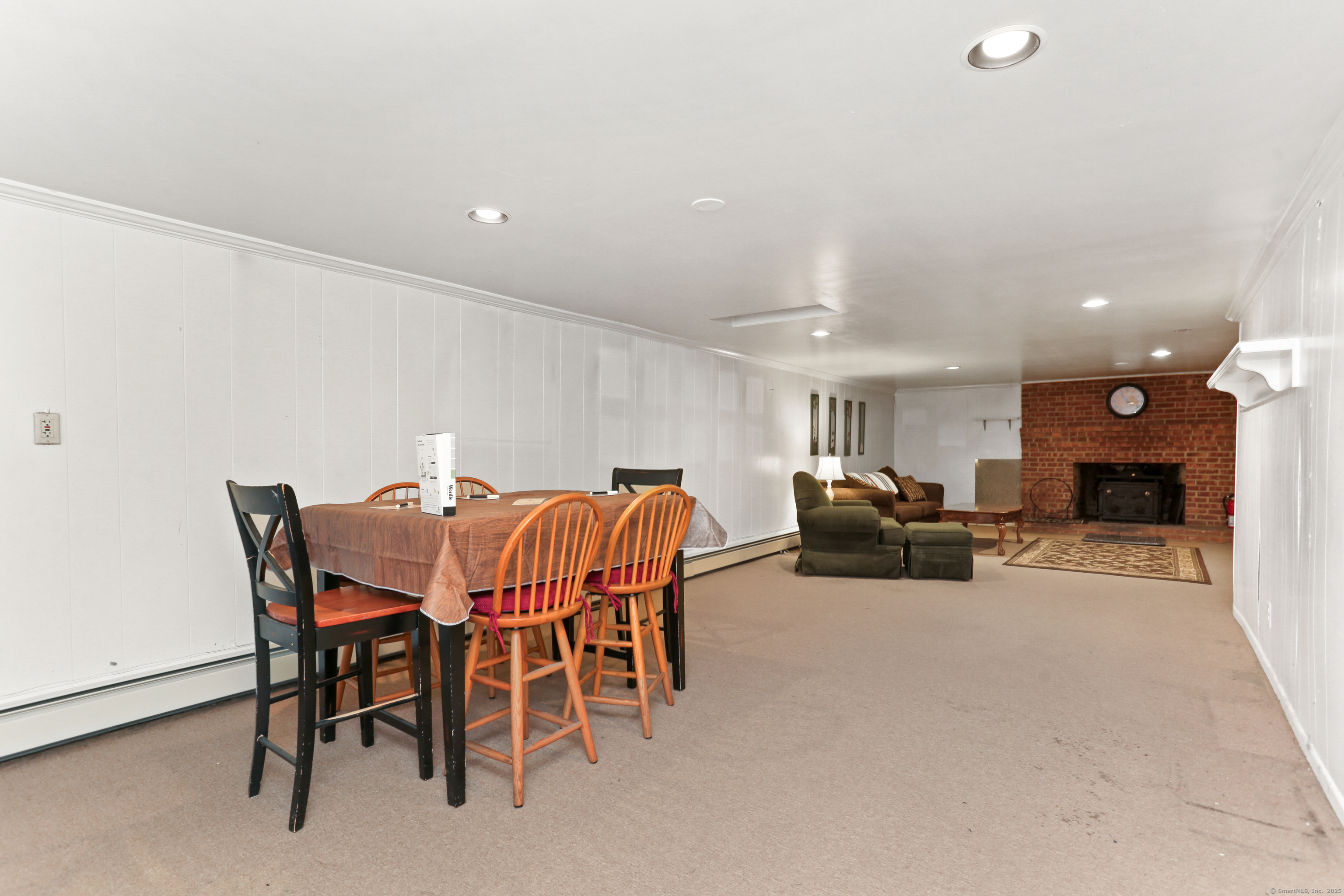 Norwalk, Connecticut, 06850, United States, 3 Bedrooms Bedrooms, ,2 BathroomsBathrooms,Residential,For Sale,1934607