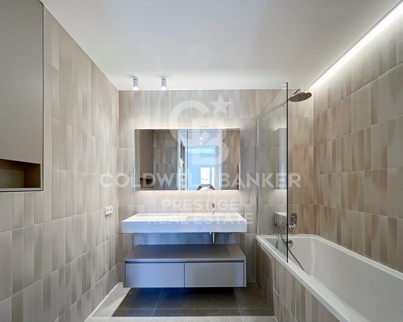 Barcelona, Barcelona, Eixample, La Dreta de l'Eix, Barcelona, Catalonia, ES, 3 Bedrooms Bedrooms, ,4 BathroomsBathrooms,Residential,For Sale,Barcelona, Barcelona, Eixample, La Dreta de l'Eix,1614243