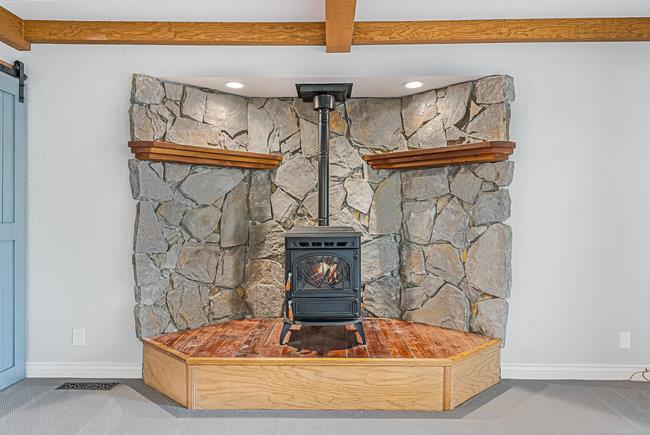 Tres Pinos, California, 95075, United States, 3 Bedrooms Bedrooms, ,3 BathroomsBathrooms,Residential,For Sale,1988626