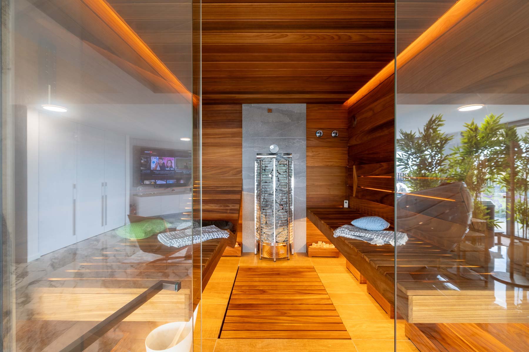  Statement Living: A Seven-Bedroom Villa with Private Pool in Limassol - 物件實景