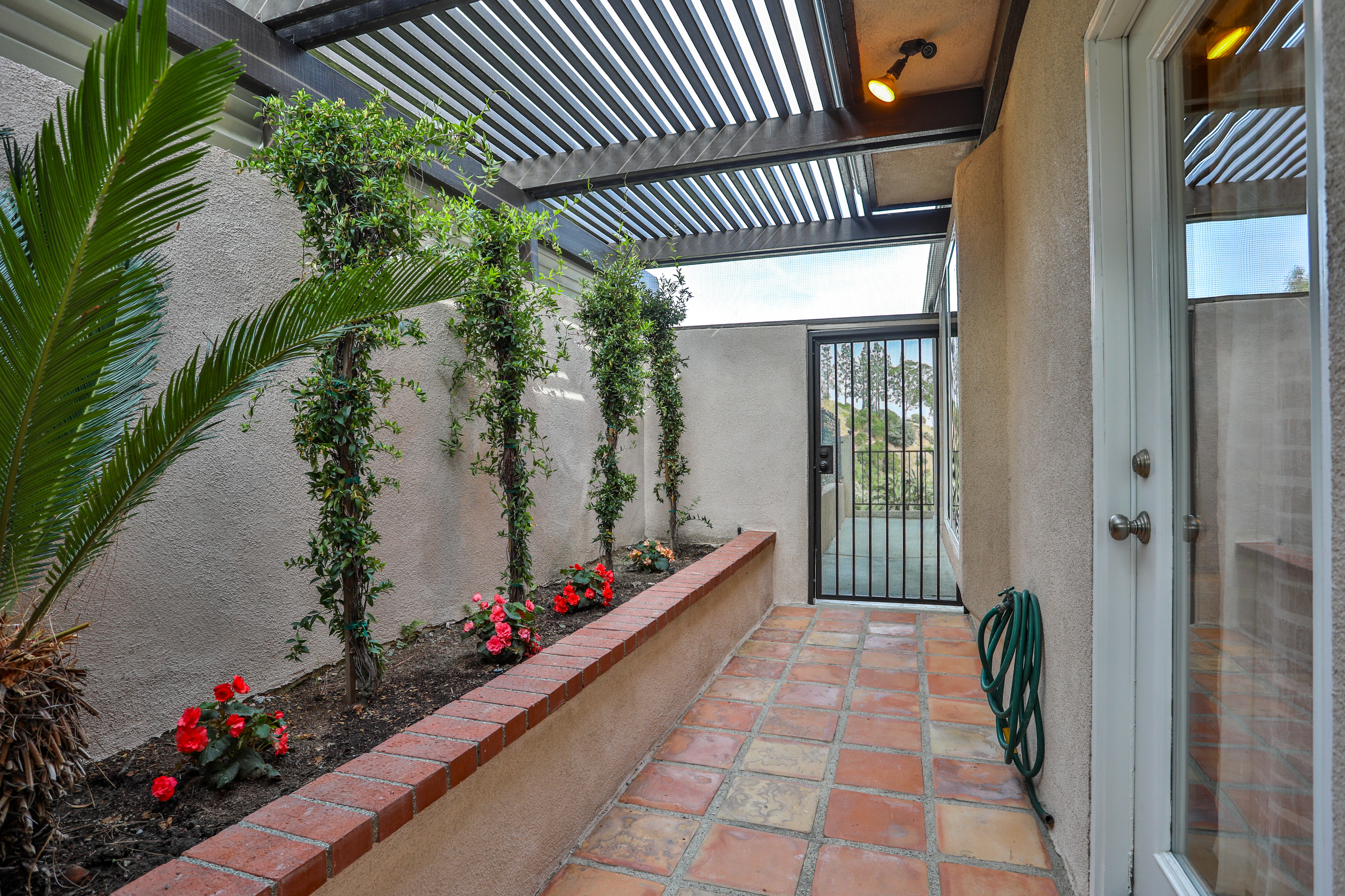  2708 N. Mountain Avenue, Claremont, CA 91711 - 物件實景