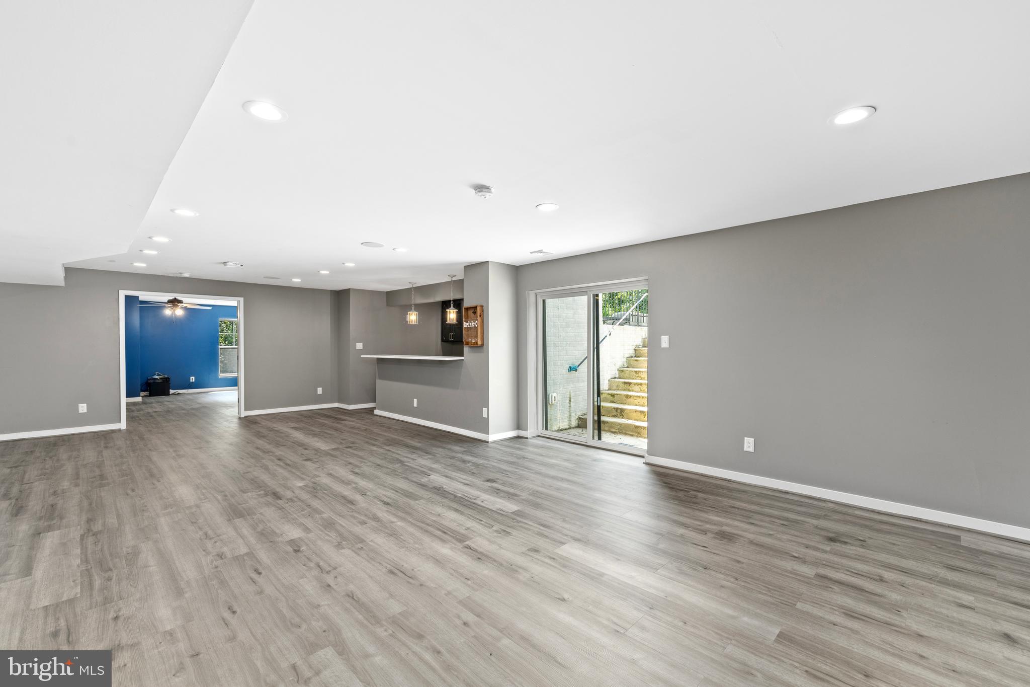Fredericksburg, Virginia, 22407, United States, 6 Bedrooms Bedrooms, ,5 BathroomsBathrooms,Residential,For Sale,1914658