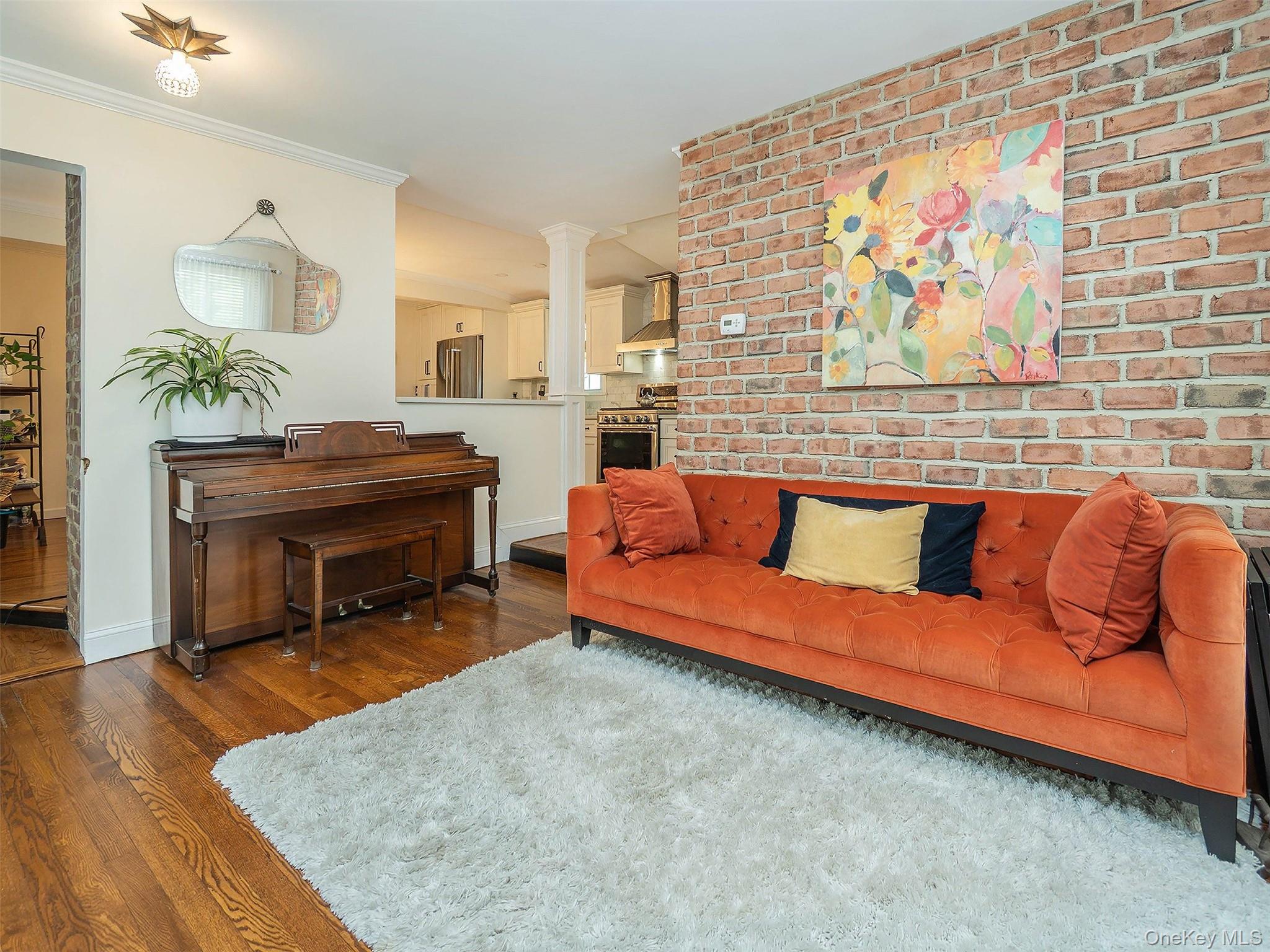  24 Maple Avenue, Sea Cliff, NY, 11579 - 物件實景