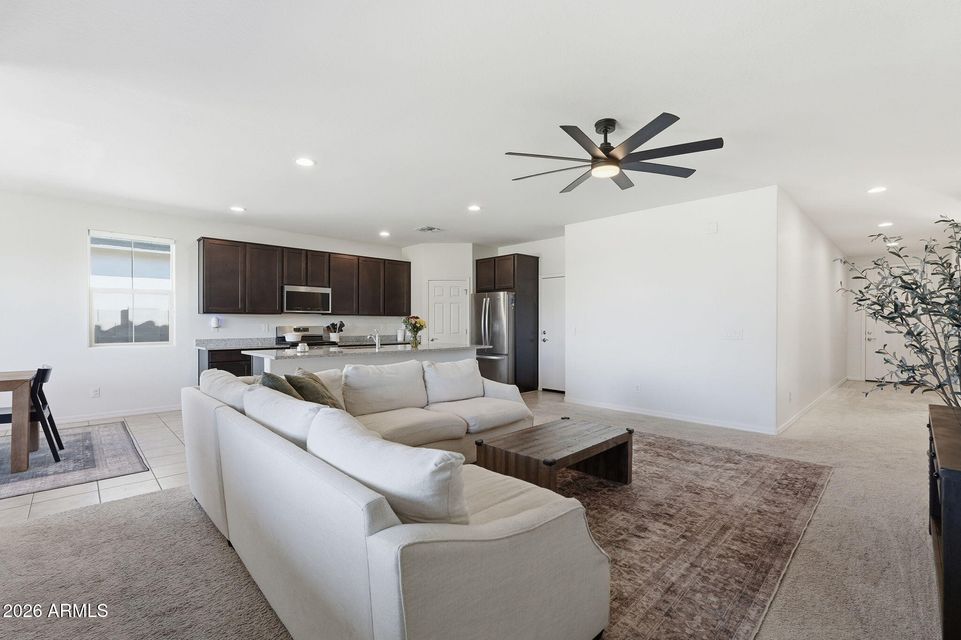 Queen Creek, Arizona, 85142, United States, 3 Bedrooms Bedrooms, ,2 BathroomsBathrooms,Residential,For Sale,2012024