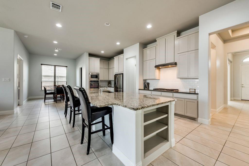 McKinney, Texas, 75071, United States, 4 Bedrooms Bedrooms, ,4 BathroomsBathrooms,Residential,For Sale,1807670