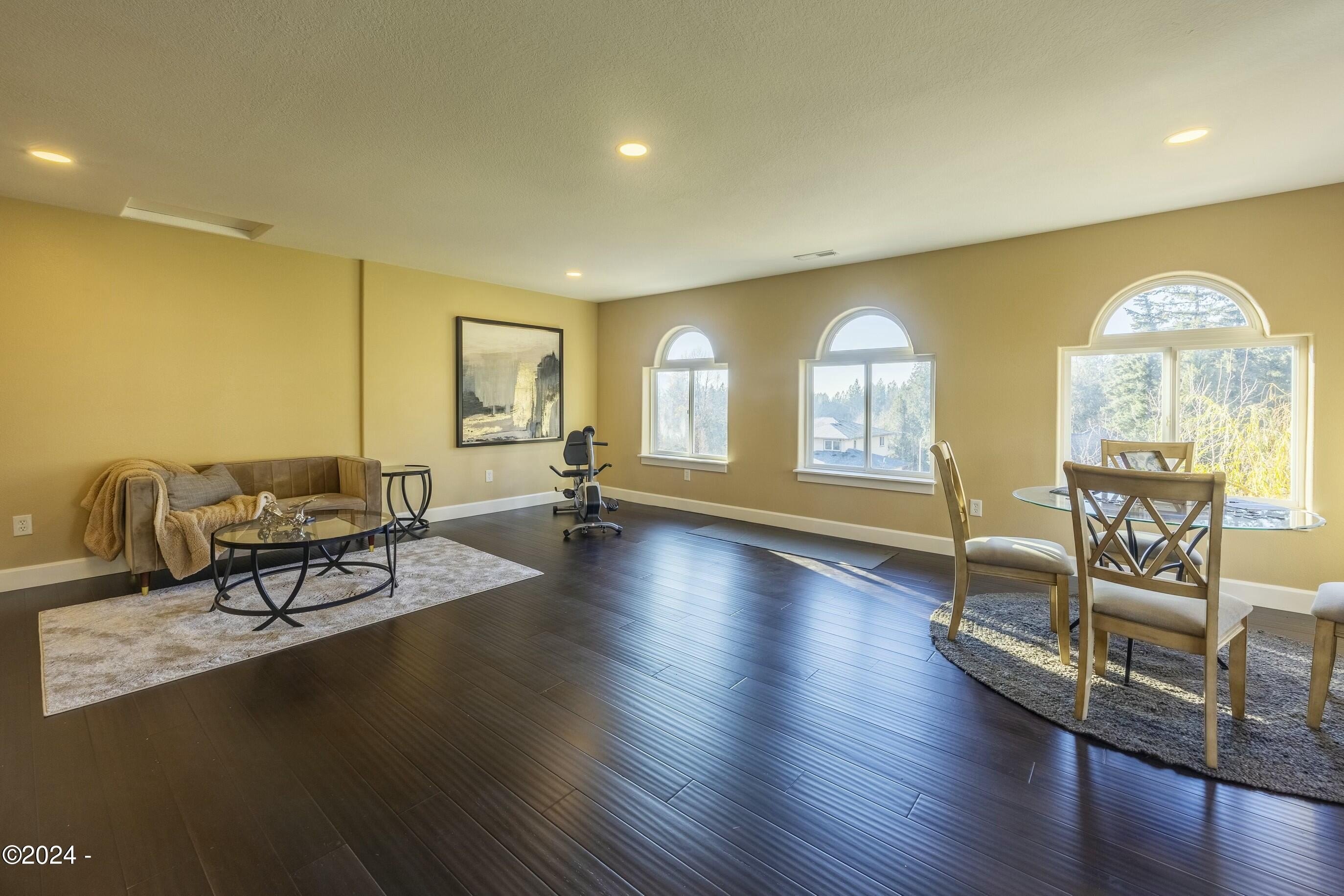 12989 SE Mountain Gate, Happy Valley, Oregon, 97086, United States, 4 Bedrooms Bedrooms, ,5 BathroomsBathrooms,Residential,For Sale,12989 SE Mountain Gate,1668514