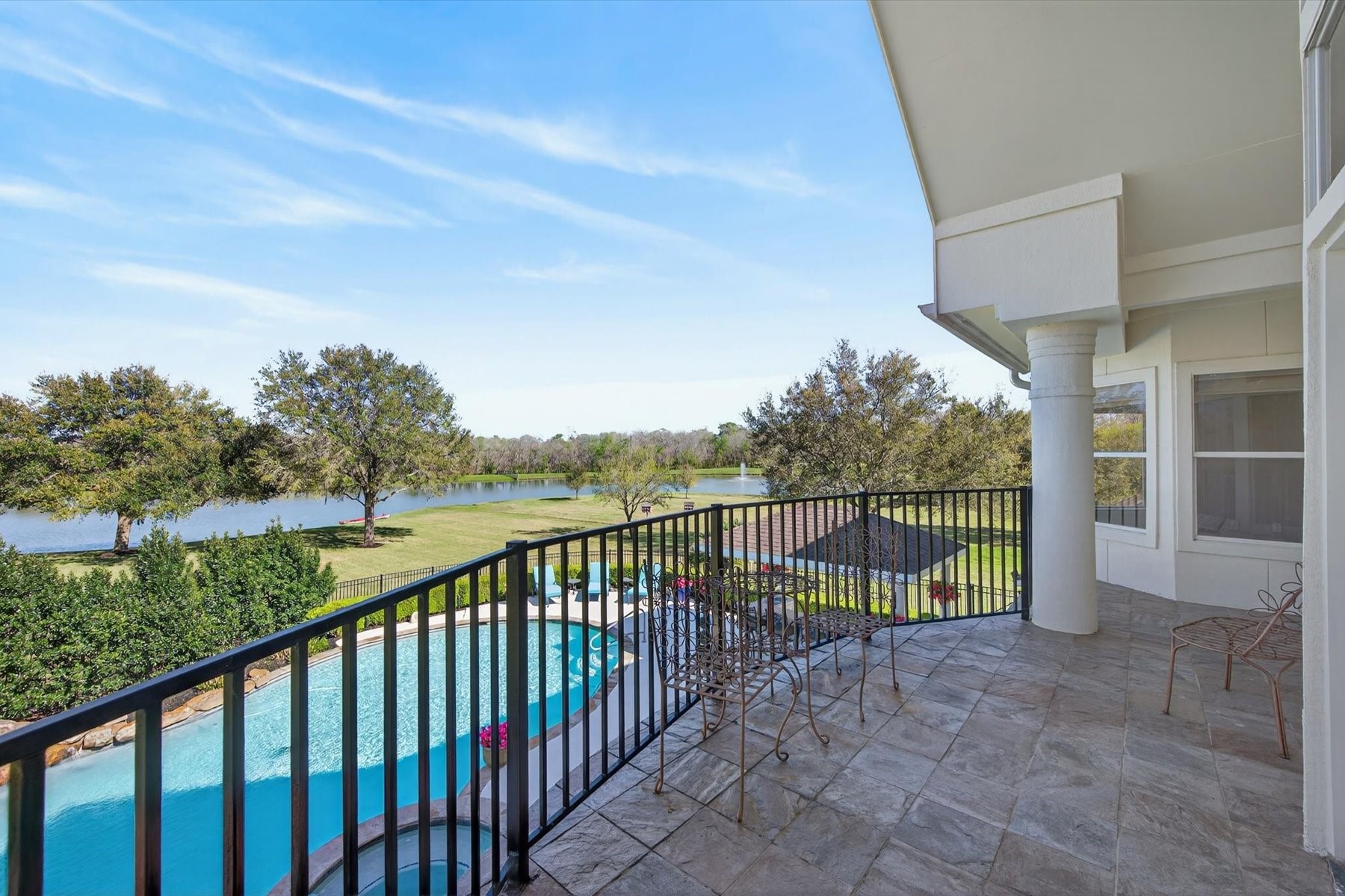 3622 River Forest Drive - 物件實景