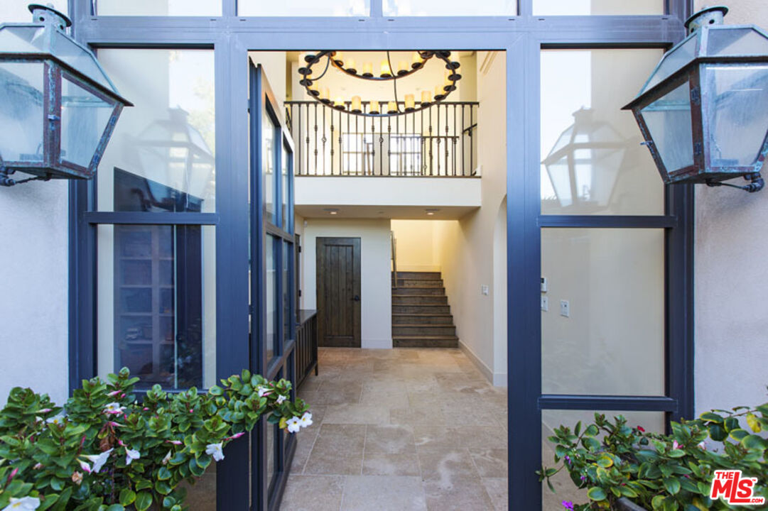 Malibu, California, 90265, United States, 5 Bedrooms Bedrooms, ,6 BathroomsBathrooms,Residential,For Sale,1895522