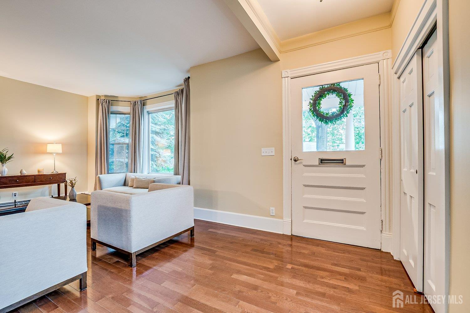 Metuchen, New Jersey, 08840, United States, 5 Bedrooms Bedrooms, ,3 BathroomsBathrooms,Residential,For Sale,1903678