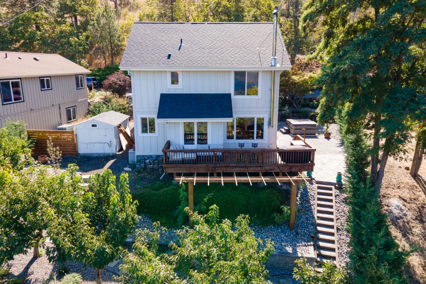  407 HUSKEY RD Mosier, OR 97040 - 物件實景