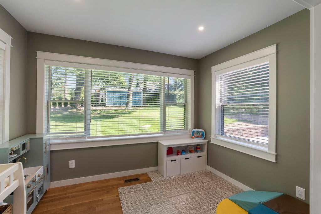 Harbor Springs, Michigan, 49740, United States, 4 Bedrooms Bedrooms, ,3 BathroomsBathrooms,Residential,For Sale,1889979